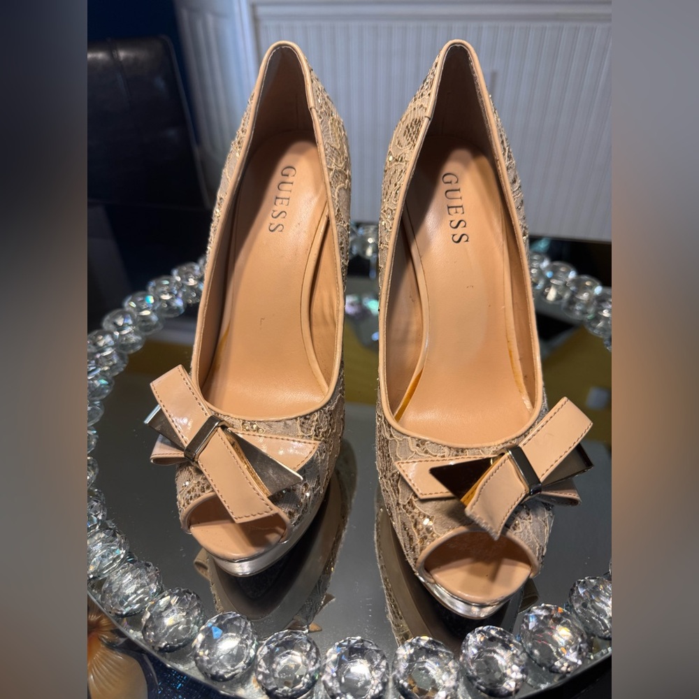 Guess Bow & Lace Open Toe Stiletto Heels. Size 8.5